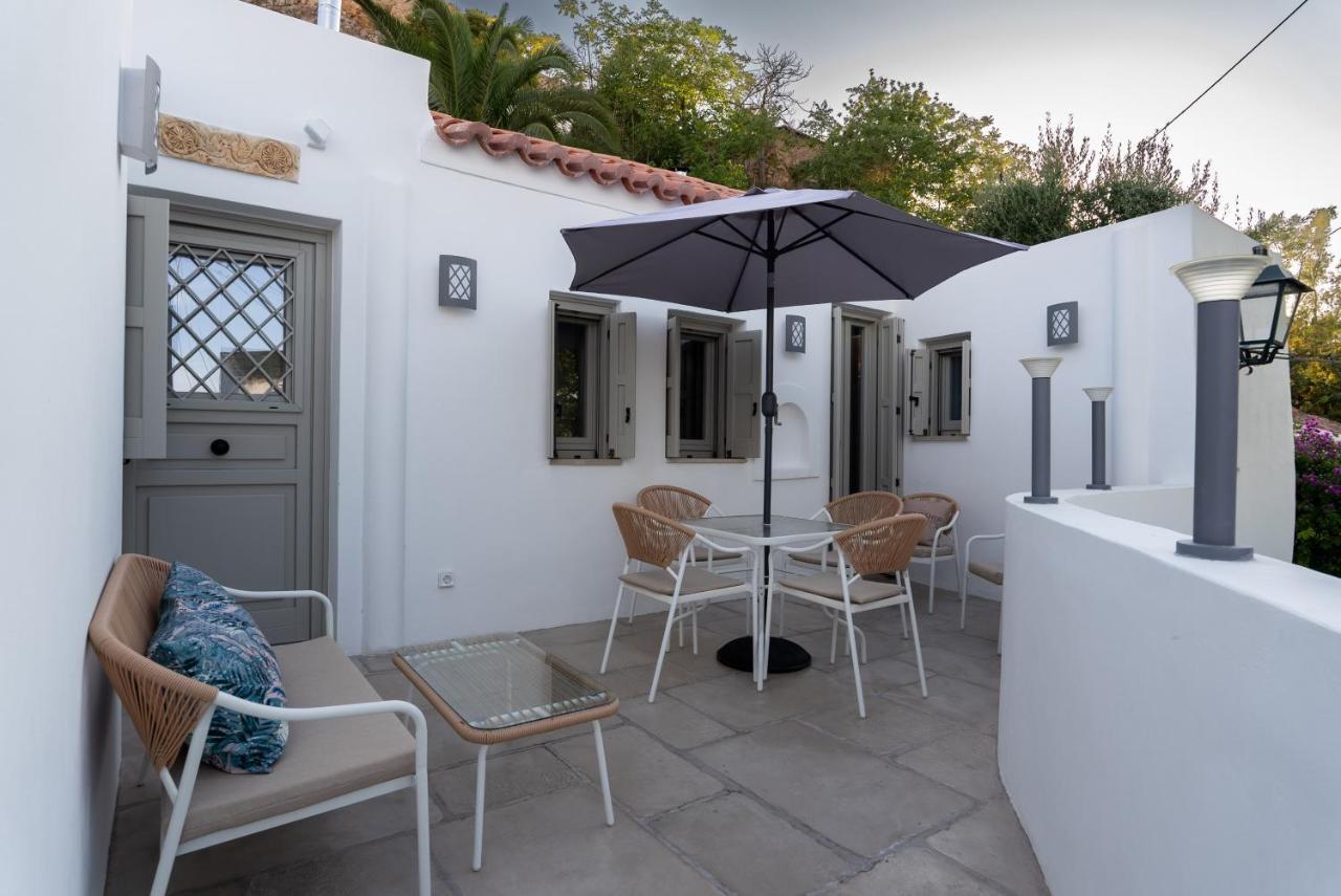 Villa Hermes In Anafiotika Athens ! Bagian luar foto