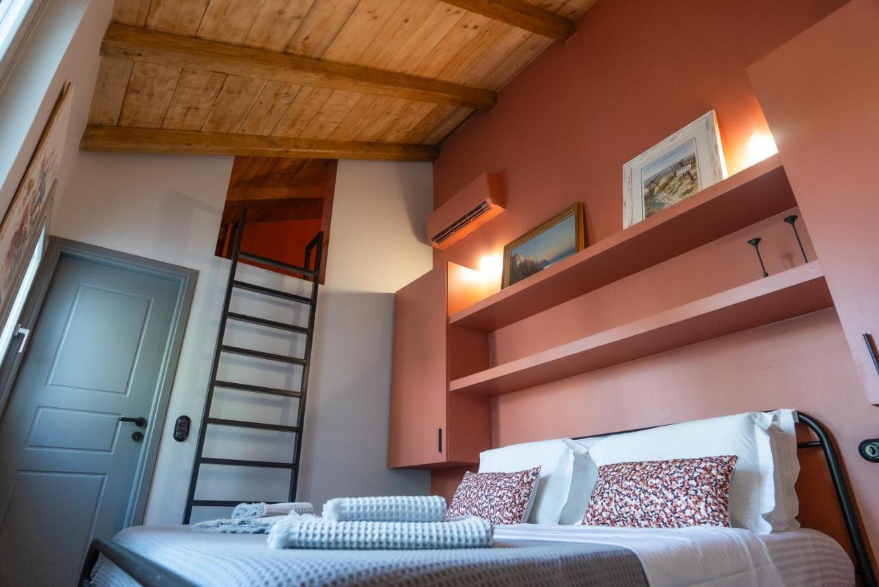 Villa Hermes In Anafiotika Athens ! Bagian luar foto